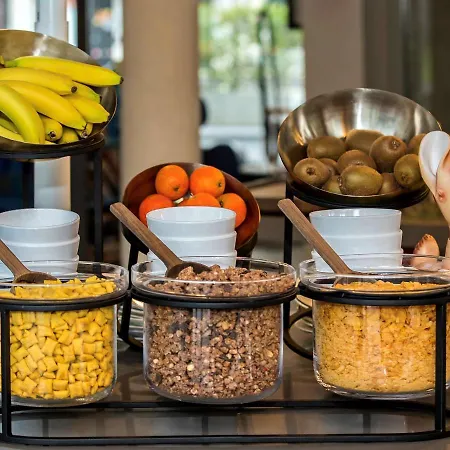 Ibis Styles Geneve 3* Carouge